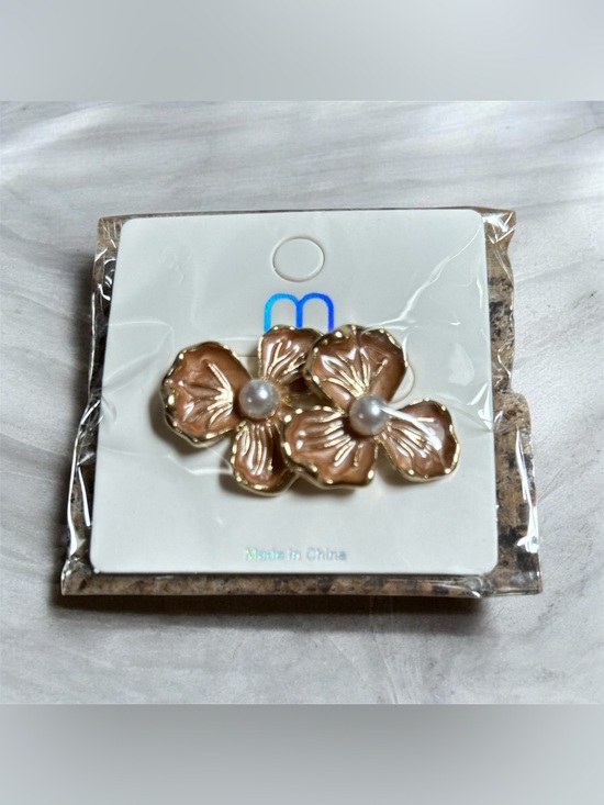 Jewelry - Gold Tone Rose Pink Enamel Flower earrings with Pearl Centers
